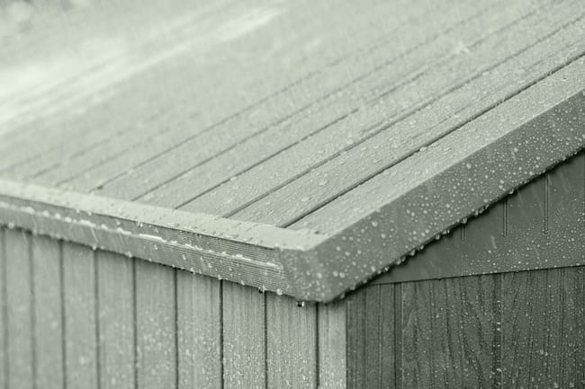 Casetta da giardino con pavimento KETER DARWIN 6X8 in polipropilene verde con porta doppio battente, superficie interna 4.5 m² e spessore parete 16 mm - immagine 2